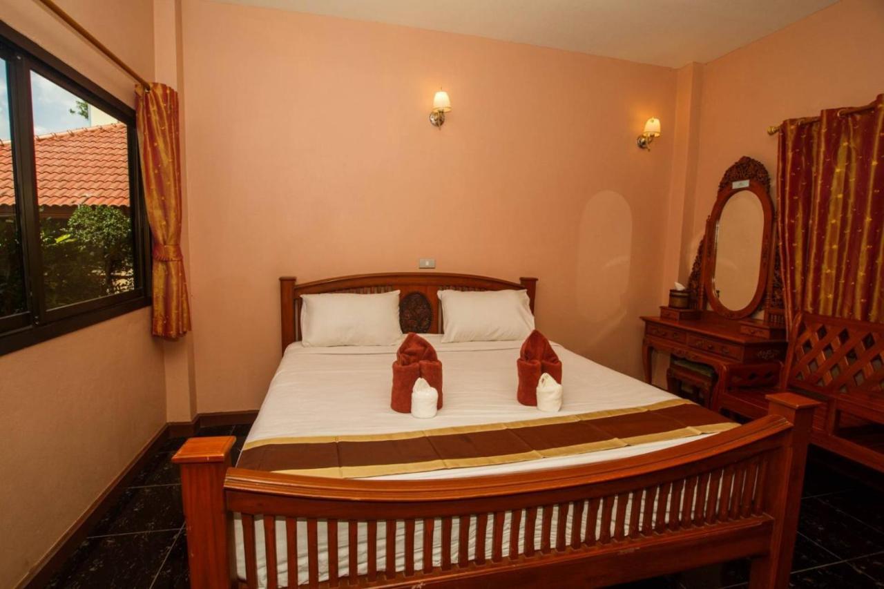 Noble Night Guesthouse Kanchanaburi Exterior foto