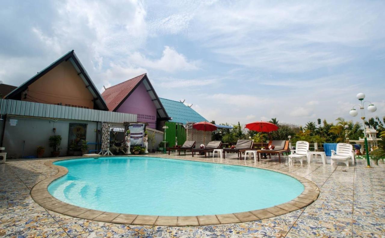 Noble Night Guesthouse Kanchanaburi Exterior foto