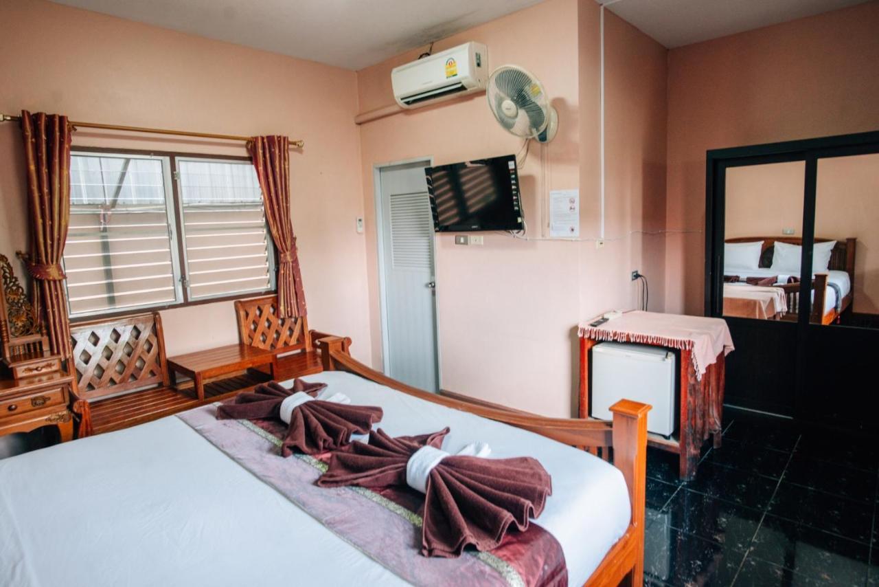 Noble Night Guesthouse Kanchanaburi Exterior foto
